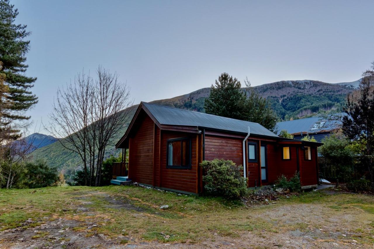 Kereru Cottage, Cosy Log Cabin, Serene Lake & Mountain Views Queenstown Kültér fotó