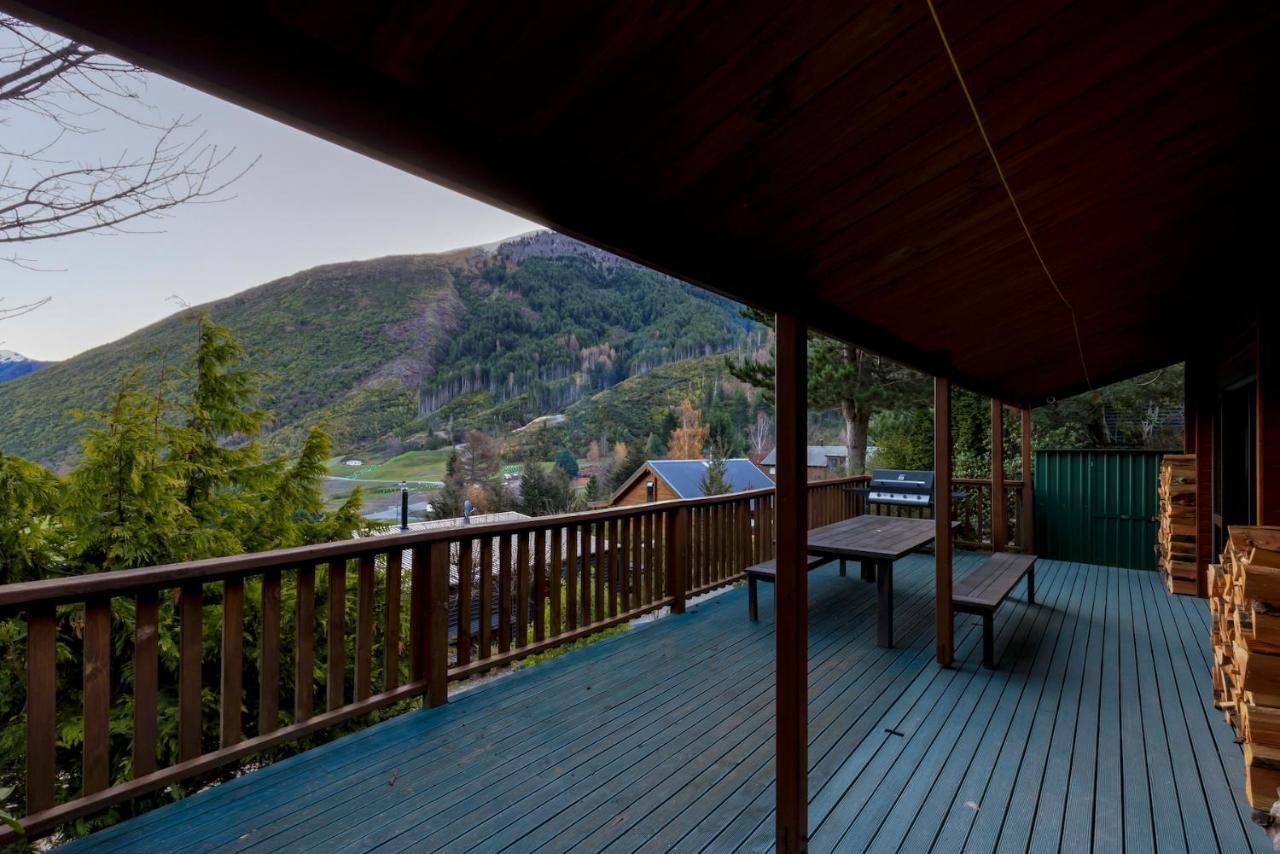 Kereru Cottage, Cosy Log Cabin, Serene Lake & Mountain Views Queenstown Kültér fotó